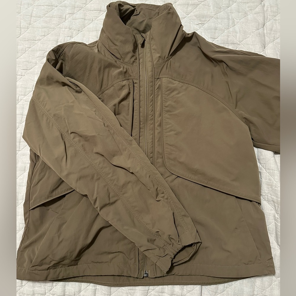 Lululemon Always Effortless Classic Fit Jacket - Womens M